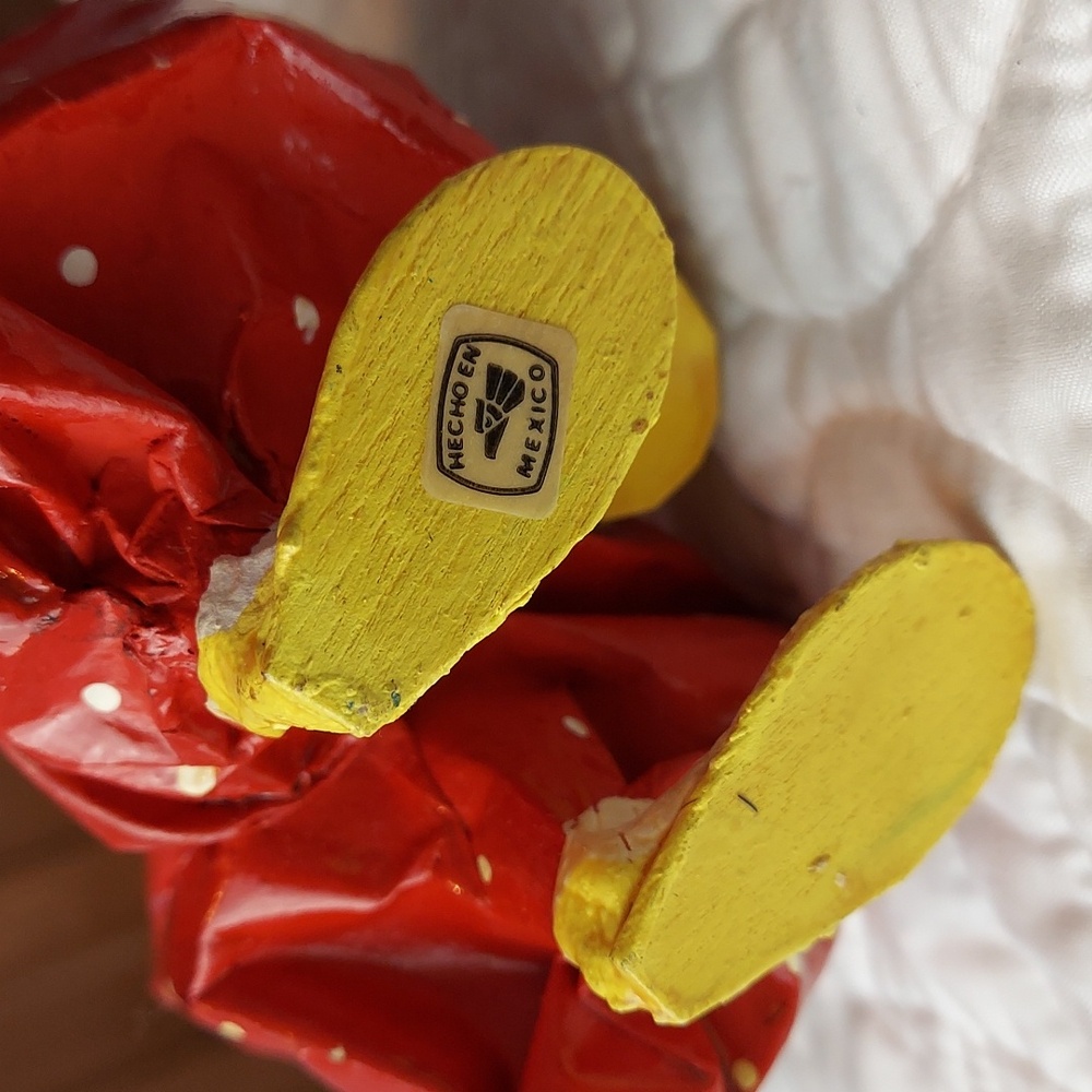 * Vintage Made In Mexico Whimsical Red and Yellow Clown Figurine - Picture 5 of 7